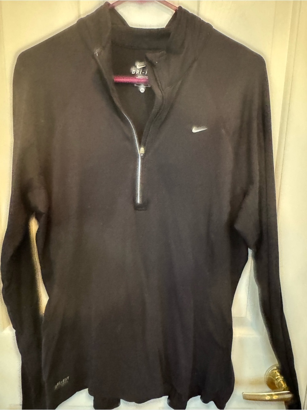 Nike Men’s Black Quarter-Zip Dri-FIT Pullover
